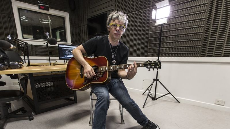 Juanse vuelve a La Plata con una noche a puro rock and roll