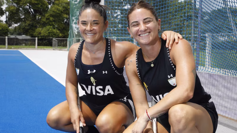 El festejo en Santa Bárbara por el título de Las Leonas: cánticos para las hermanas Granatto