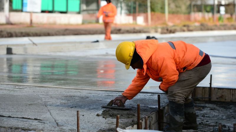 Repavimentarán calles en cinco barrios de La Plata: dónde serán las obras