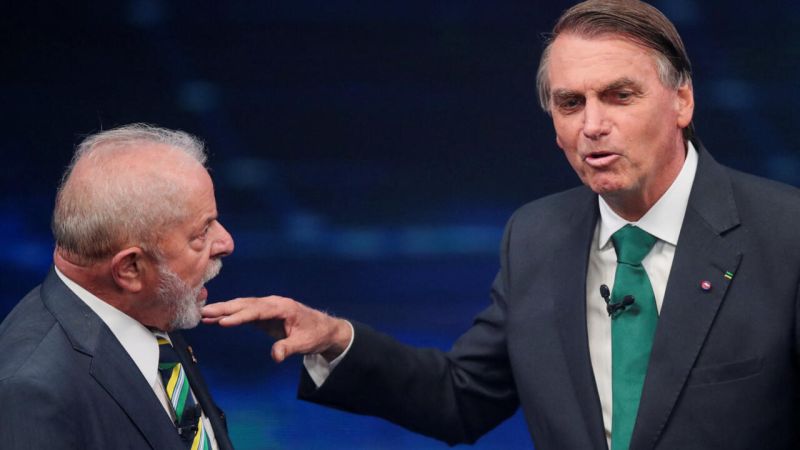 Flávio Bolsonaro reduce la diferencia con Lula de cara a las elecciones