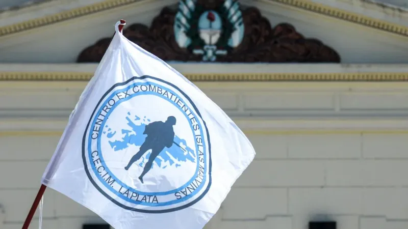 Denuncian una presunta estafa con falsas capacitaciones que utilizan el nombre del CECIM La Plata