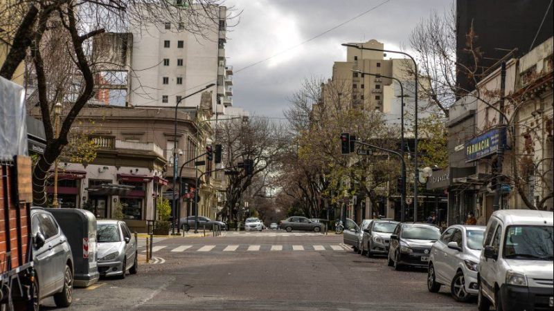 Miércoles gris en La Plata: ¿se viene la lluvia?
