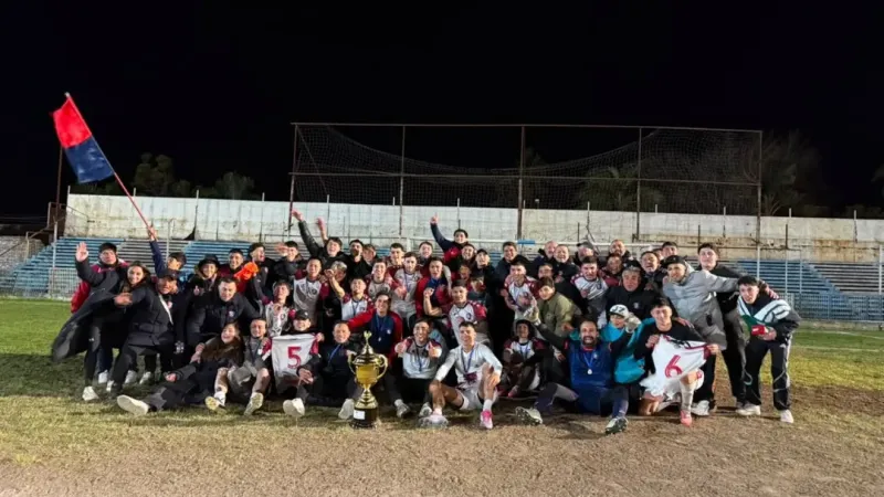El Cuervo de Villa Castells se abrazó a la gloria
