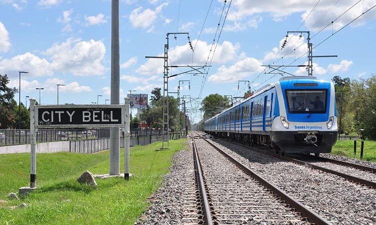 Savoia volvió a marchar por la inseguridad y llevó el reclamo a la comisaría de City Bell