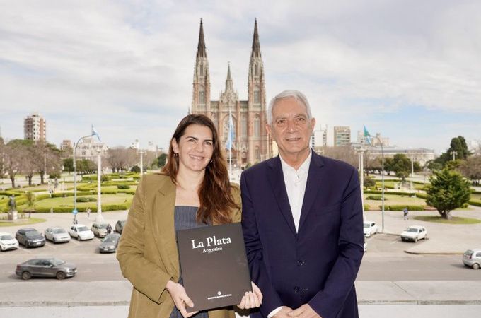 Alak recibió en La Plata a la intendenta de Moreno y avanza con su armado político rumbo a 2027