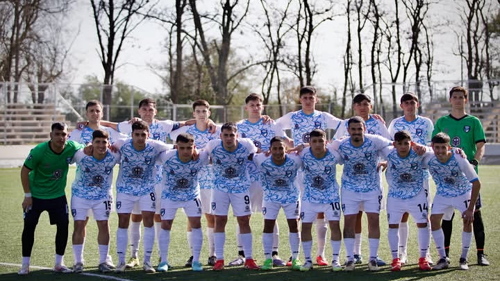 La Plata va por la final regional de la Copa País