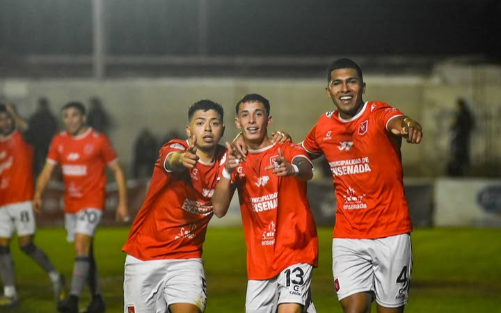 Cambaceres goleó a Mercedes y se ilusiona con el Reducido
