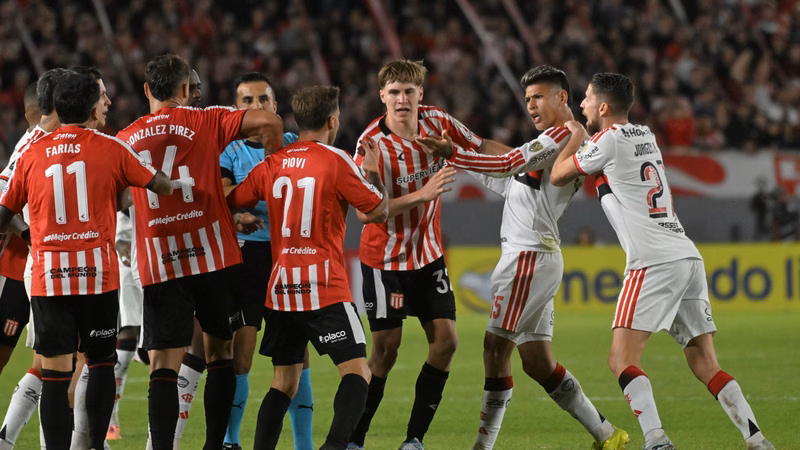 Estudiantes-Flamengo se jugará en UNO: todos los antecedentes del Pincha ante el Mengao en La Plata