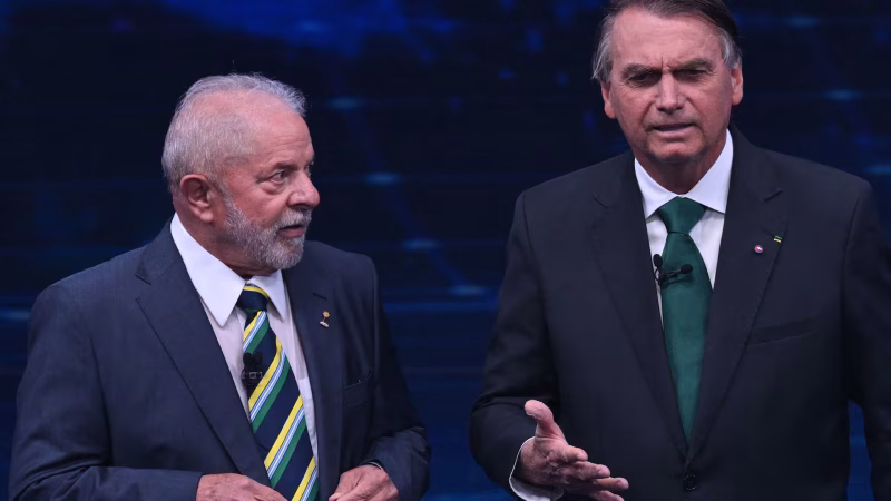 Brasil llega a las urnas con una pelea cada vez más ajustada