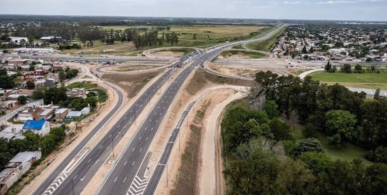 Autopista Presidente Perón: juntan firmas para reactivar una obra clave para La Plata y el Puerto
