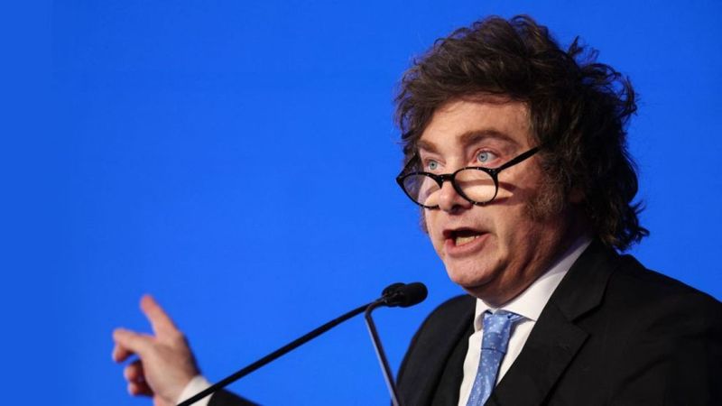 Milei negó que haya una recesión y cuestionó los indicadores de la economía