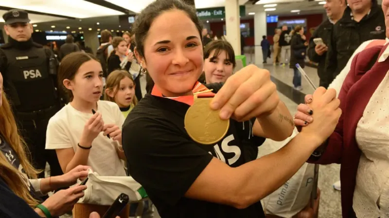 Majo Granatto pidió más inversión en el deporte tras la consagración de Las Leonas
