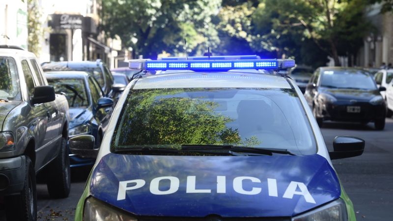 Salió a tomar un helado con su sobrina y terminó herido en un asalto en La Plata