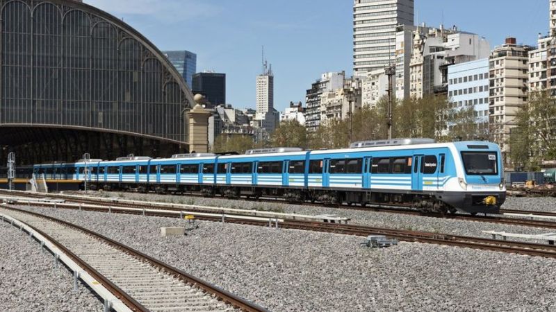 El Tren Roca circula con demoras y tuvo servicio limitado por accidente en Bernal