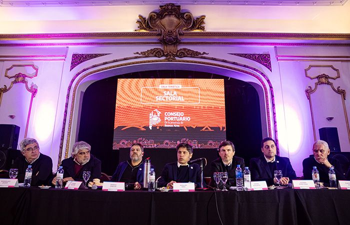 Kicillof anunció medidas para impulsar la industria naval y los puertos bonaerenses