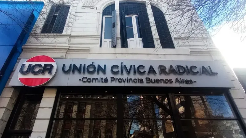 El radicalismo platense se planta y marca distancia de La Libertad Avanza y el kirchnerismo