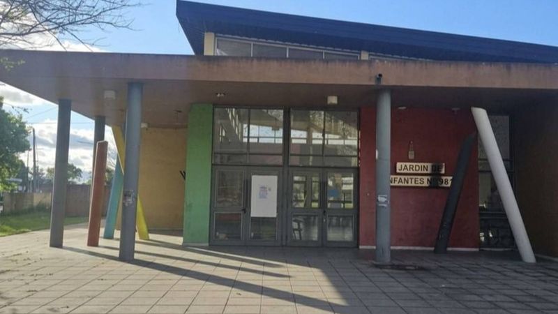 Robaron por novena vez en el año el Jardín de Infantes N° 981 de Tolosa y provocaron destrozos