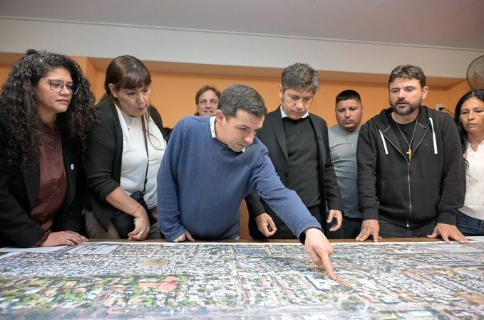 Kicillof y Grabois profundizan su acercamiento con una recorrida juntos