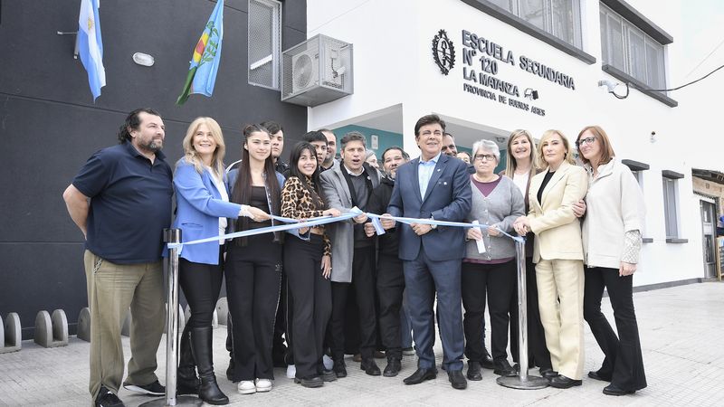 Kicillof inauguró dos nuevos edificios educativos en La Matanza
