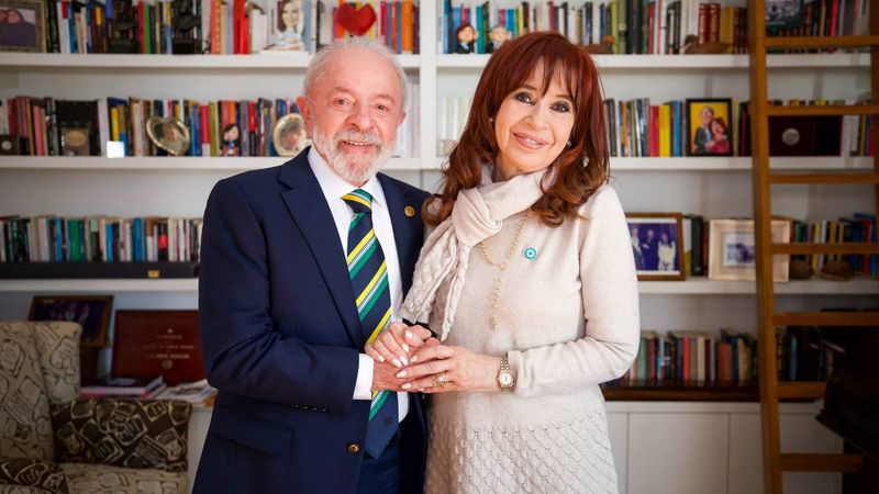Del festejo de Cristina a la reacción de Santiago Caputo: las repercusiones políticas en Argentina por el triunfo de Lula