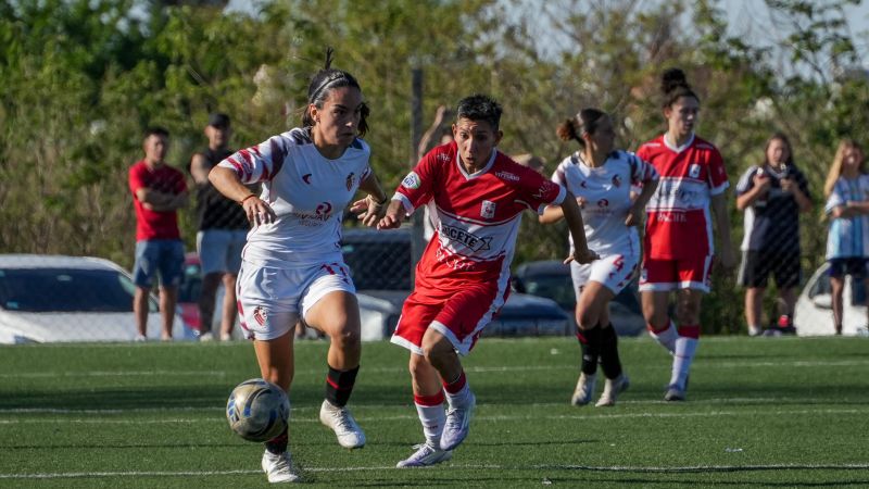 Estudiantes va por otro paso en el reducido ante Vélez