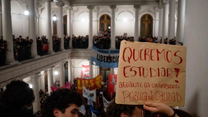La Justicia ordenó aplicar la Ley de Financiamiento Universitario y cuestionó el decreto de Milei