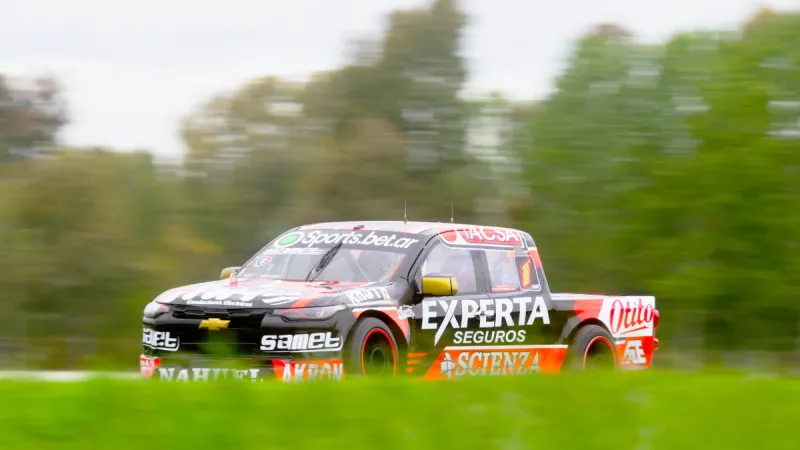TC Pick Up en La Plata: Canapino ganó en el Mouras y es el nuevo líder de la Copa de Oro