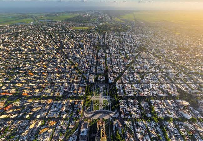 El turismo cayó 2,5% en La Plata durante el segundo trimestre de 2026: cuáles fueron los sectores más afectados