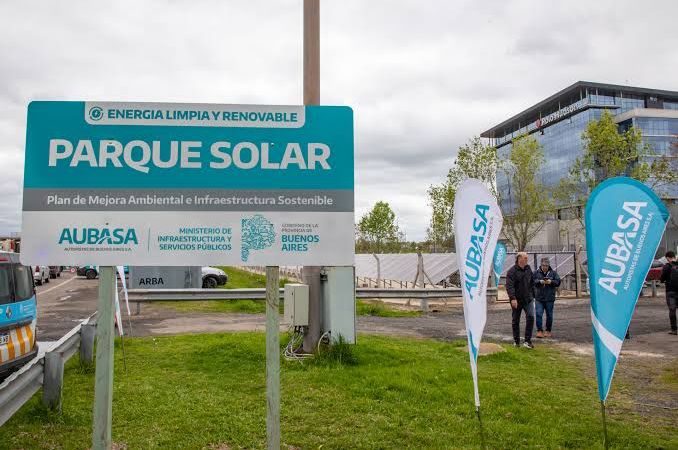 AUBASA inauguró su primer parque solar en Hudson: abastecerá el peaje y el Centro de Operaciones