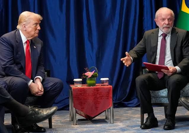 Trump se distancia de Flávio Bolsonaro y busca recomponer la relación con Lula tras las elecciones en Brasil