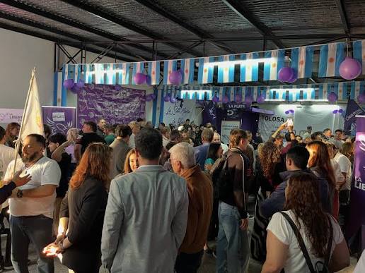 La Libertad Avanza inauguró un local en La Plata y acelera su armado para 2027