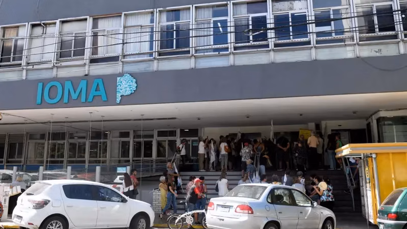 Psicólogos prestadores de IOMA vuelven al paro por una deuda de tres meses de honorarios